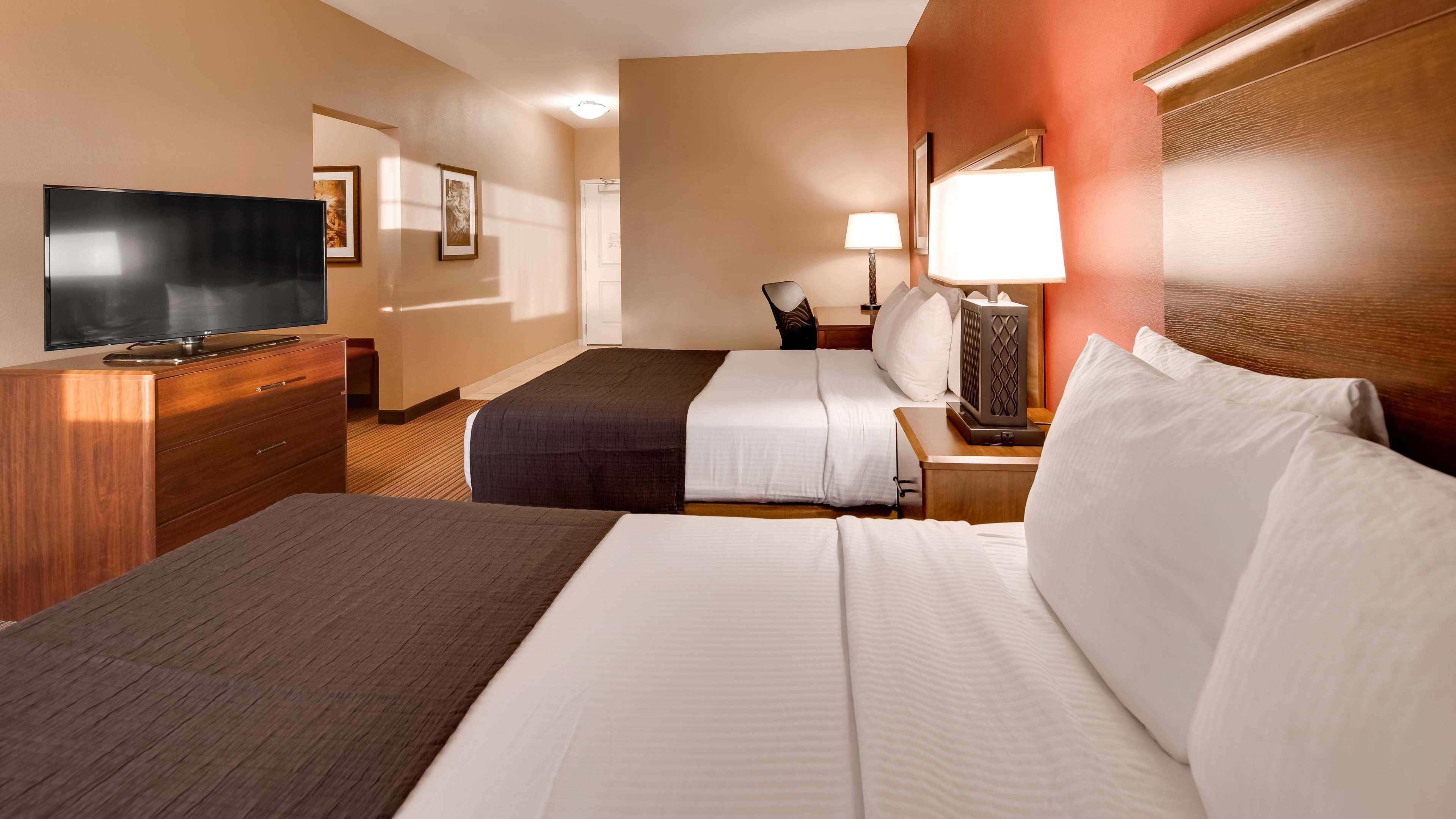 Best Western Plus Chandler Hotel & Suites מראה חיצוני תמונה